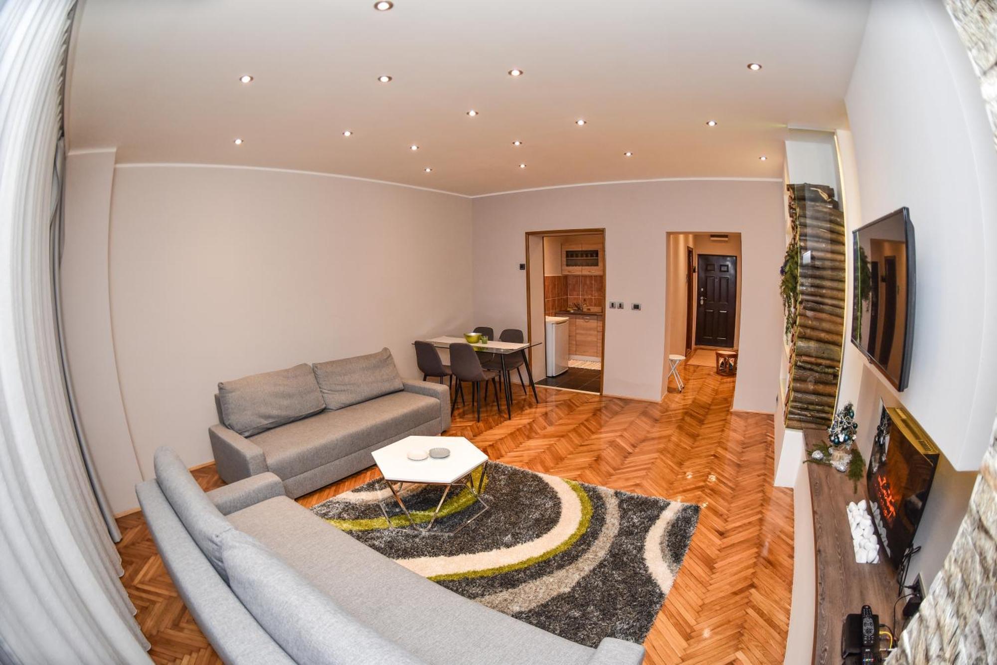 Chimney Modern Apartment Нови Сад Екстериор снимка