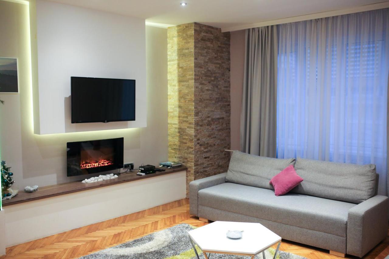 Chimney Modern Apartment Нови Сад Екстериор снимка